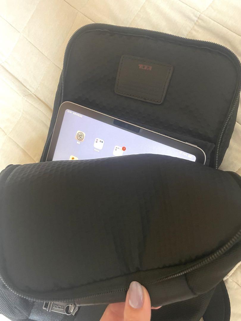TUMI ボディーバッグ　【22318DH】