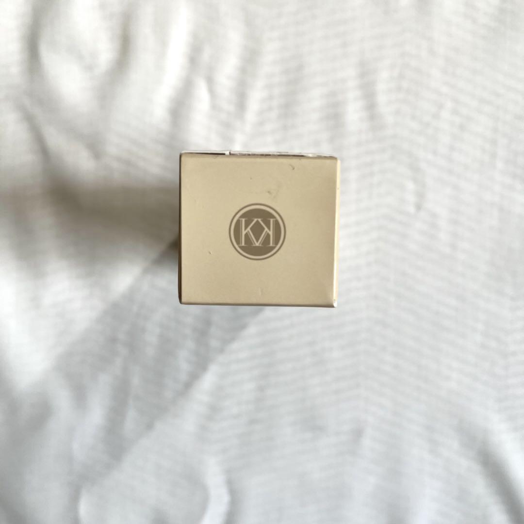 ✨新品・未使用✨KAMIKA シルキースティックファンデーション