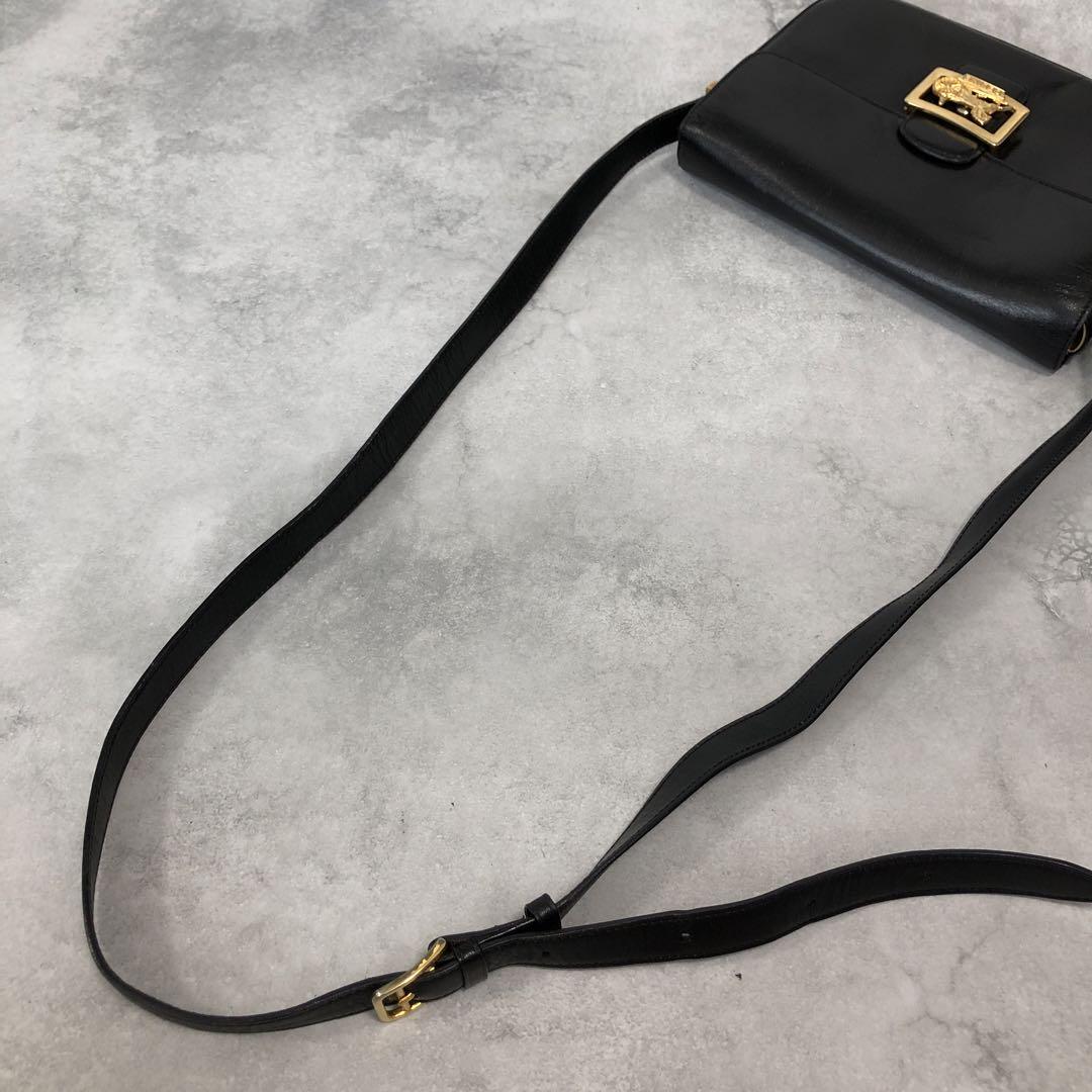 極美品✨セリーヌ 馬車金具 ボックスカーフ ショルダーバッグ