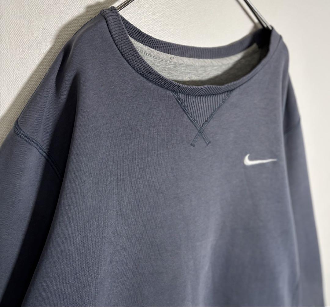NIKEナイキ 刺繍ロゴ　鬼フェード　裏起毛　スウェット