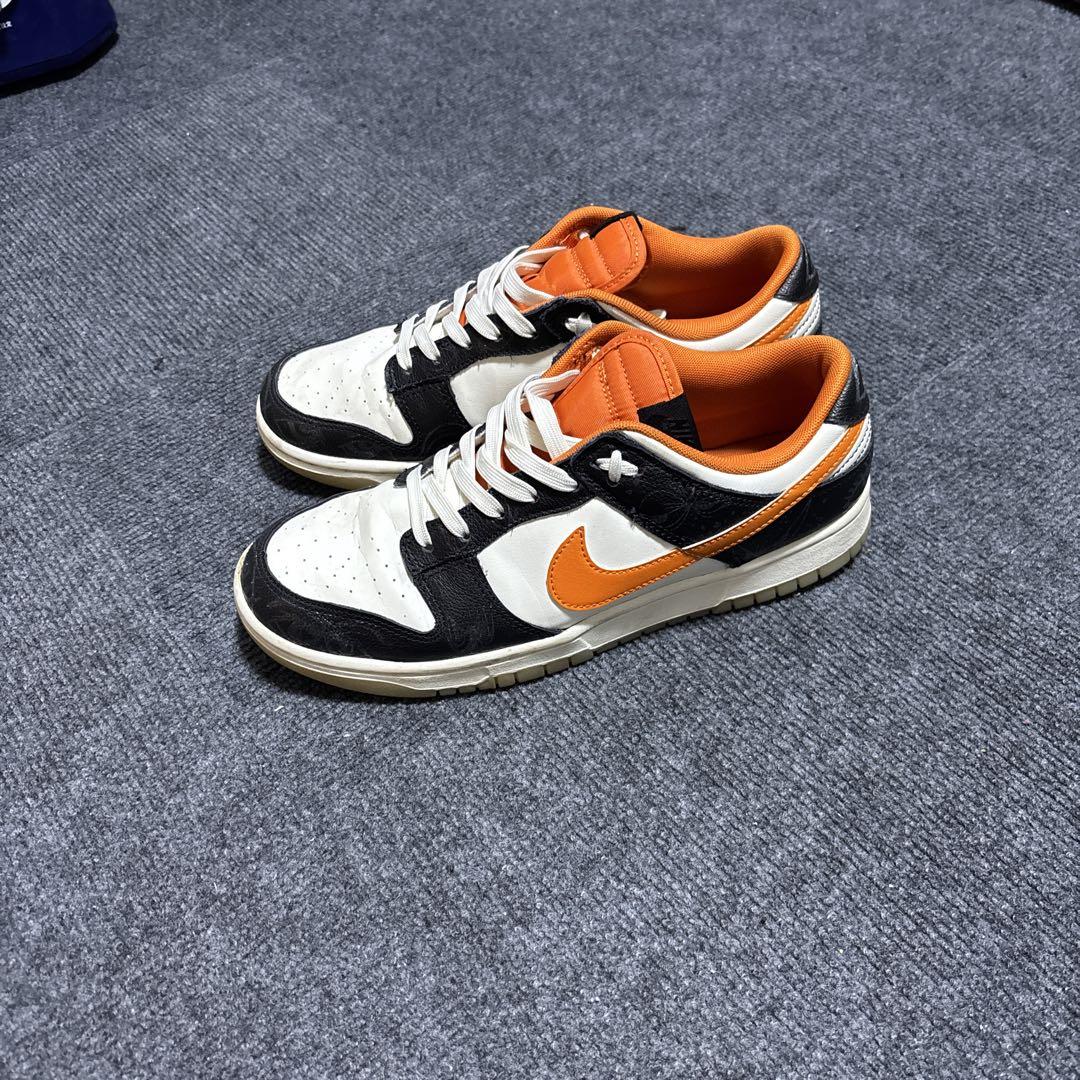 NIKEスニーカーダンク　ロー　ハロウィーン