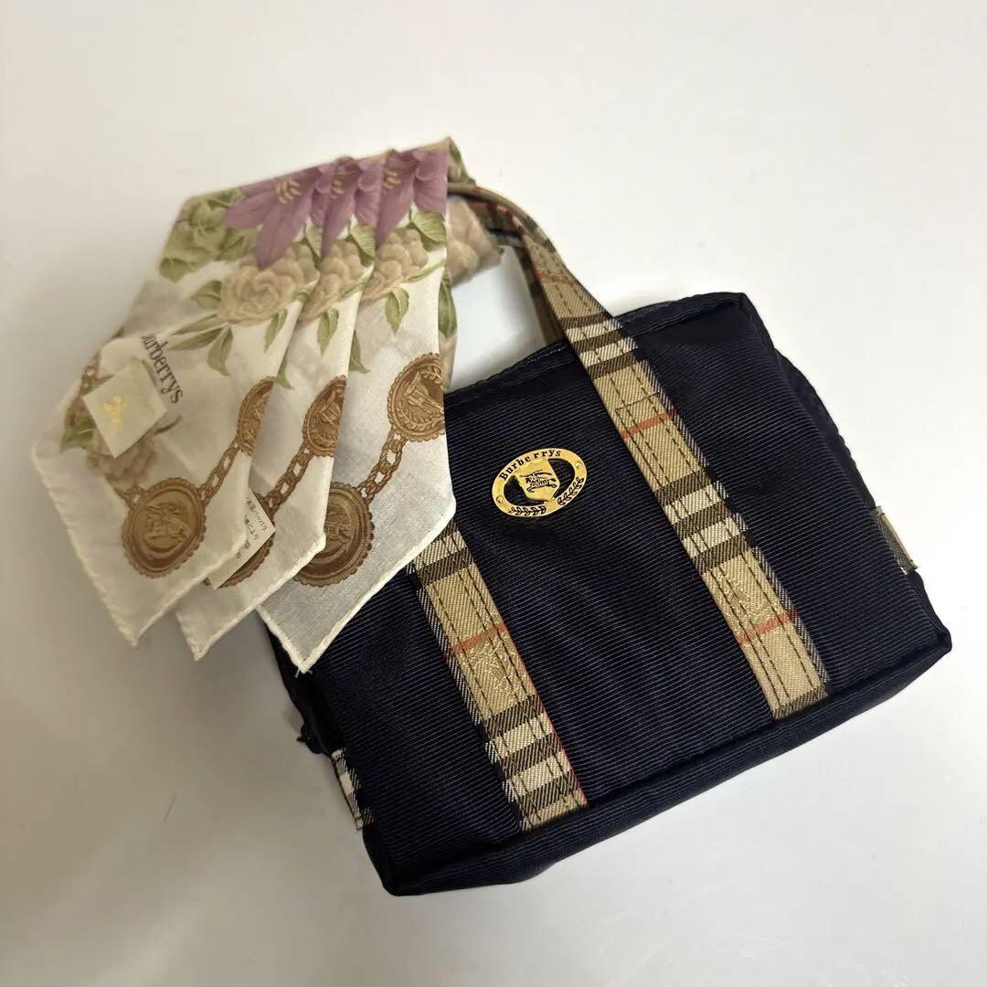 専用　BURBERRYミニバッグ& ハンカチ