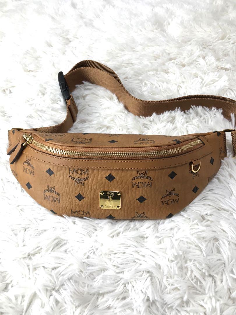 【値下げ対応可能‼️】MCM ボディバッグ キャップ セット 【新品】