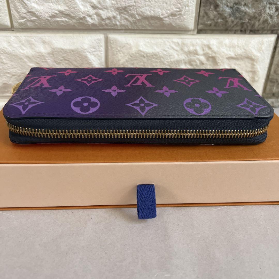 n*P様 LOUIS VUITTON ジッピーウォレット