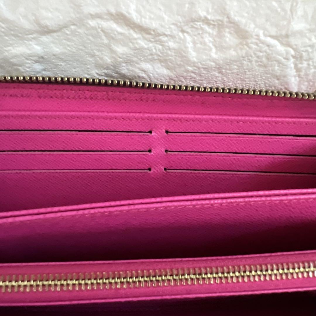 n*P様 LOUIS VUITTON ジッピーウォレット