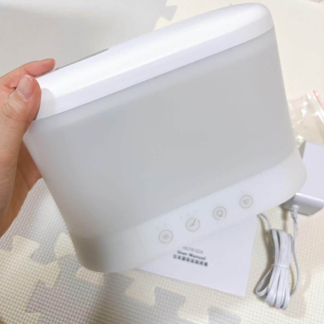 加湿器 卓上 小型 1.8L ホワイト