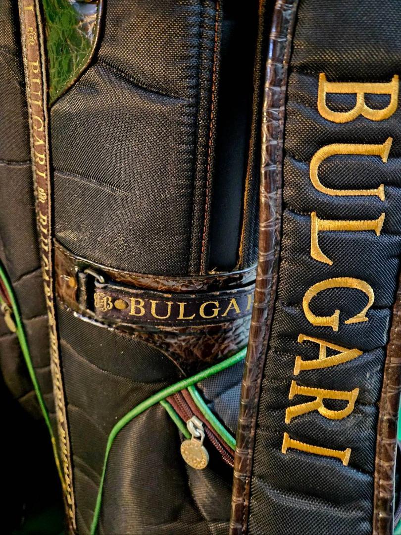 ブルガリGOLF高級キャディーバッグBLACK送料無料/美品 絶対！お買い得