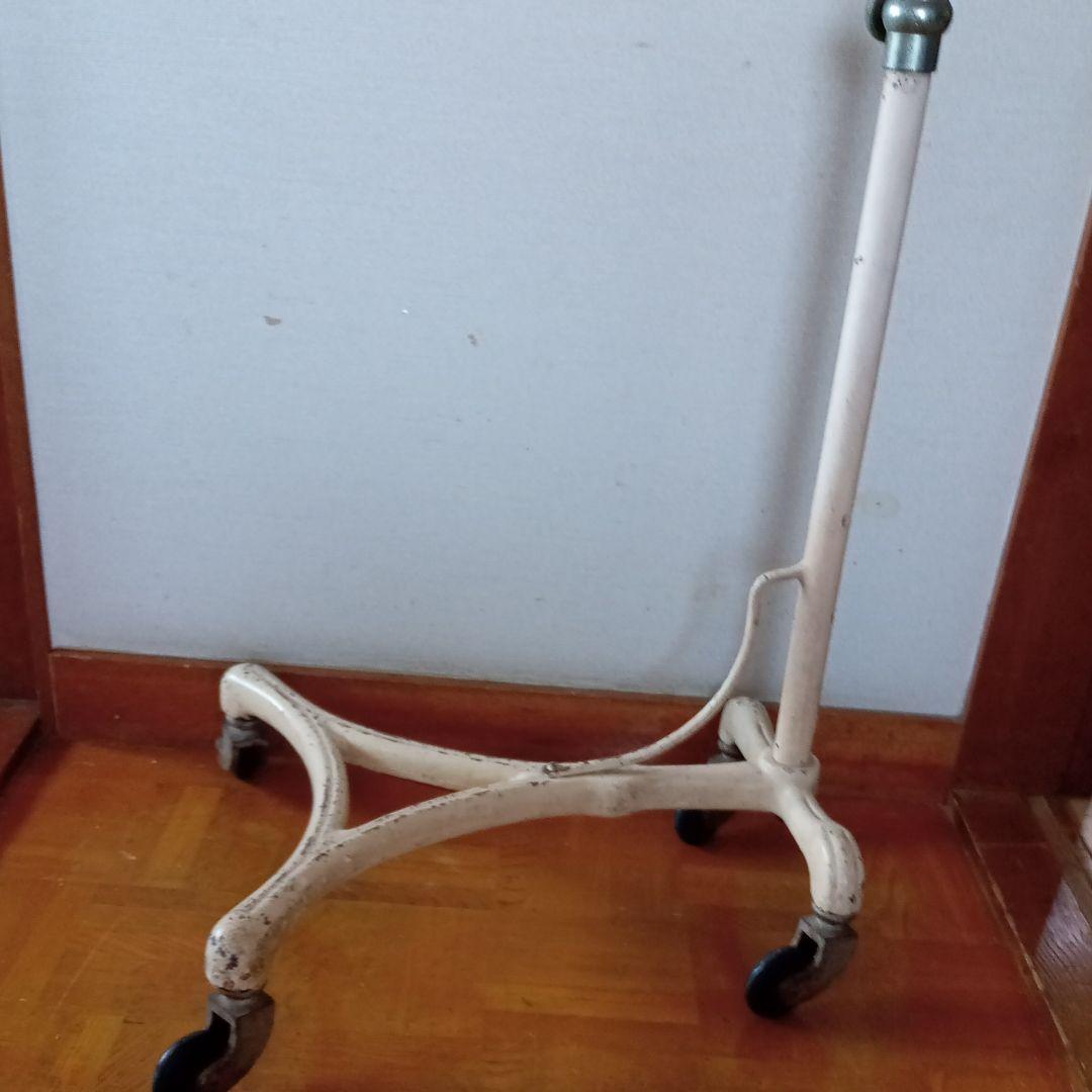 即出荷】 ブロカントアンティークスタンドハンガー aljalia24.com