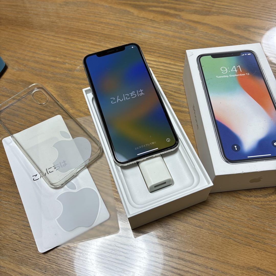 iPhone X Silver 64 GB docomo