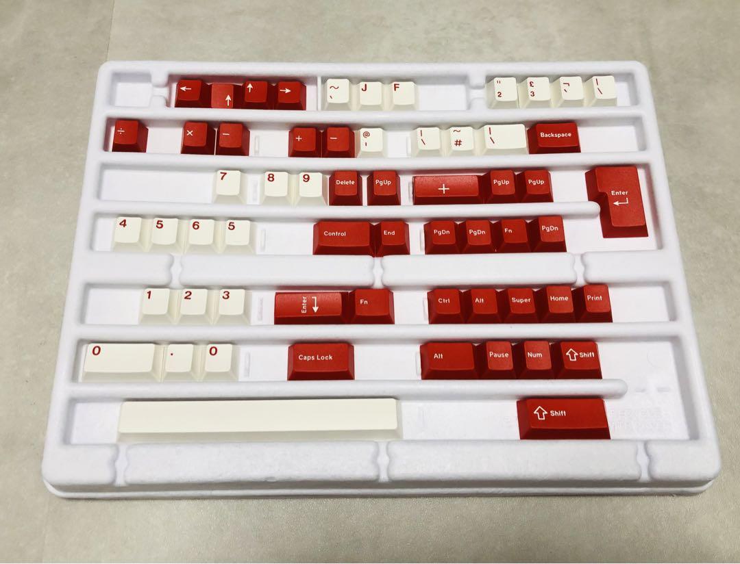 GMK Classic Red + Red Alphas セット キーキャップ