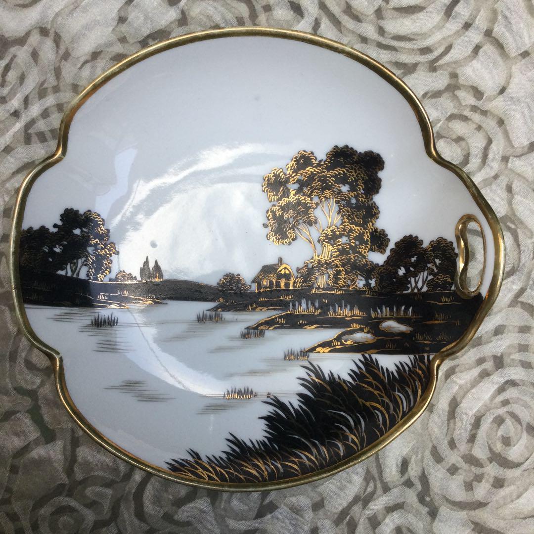 オールドノリタケ　風景画装飾の陶磁器皿 オールドノリタケ 風景画装飾の陶磁器皿