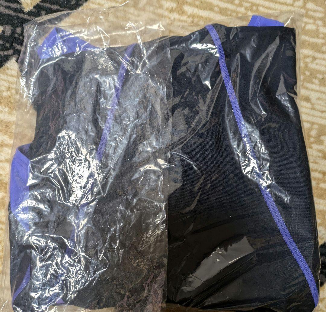 新品　アリーナ水着　ＸＯ　10,340円の品