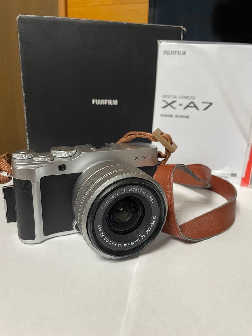 FUJIFILM X-A7