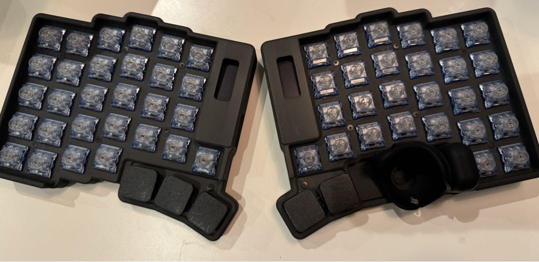 keyball61 オーダーメイド  ケースマウント仕様 keyball61 オーダーメイド ケースマウント仕様 - キーボード買う