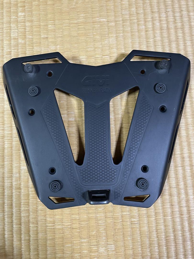 GIVI M8Bモノキープレート