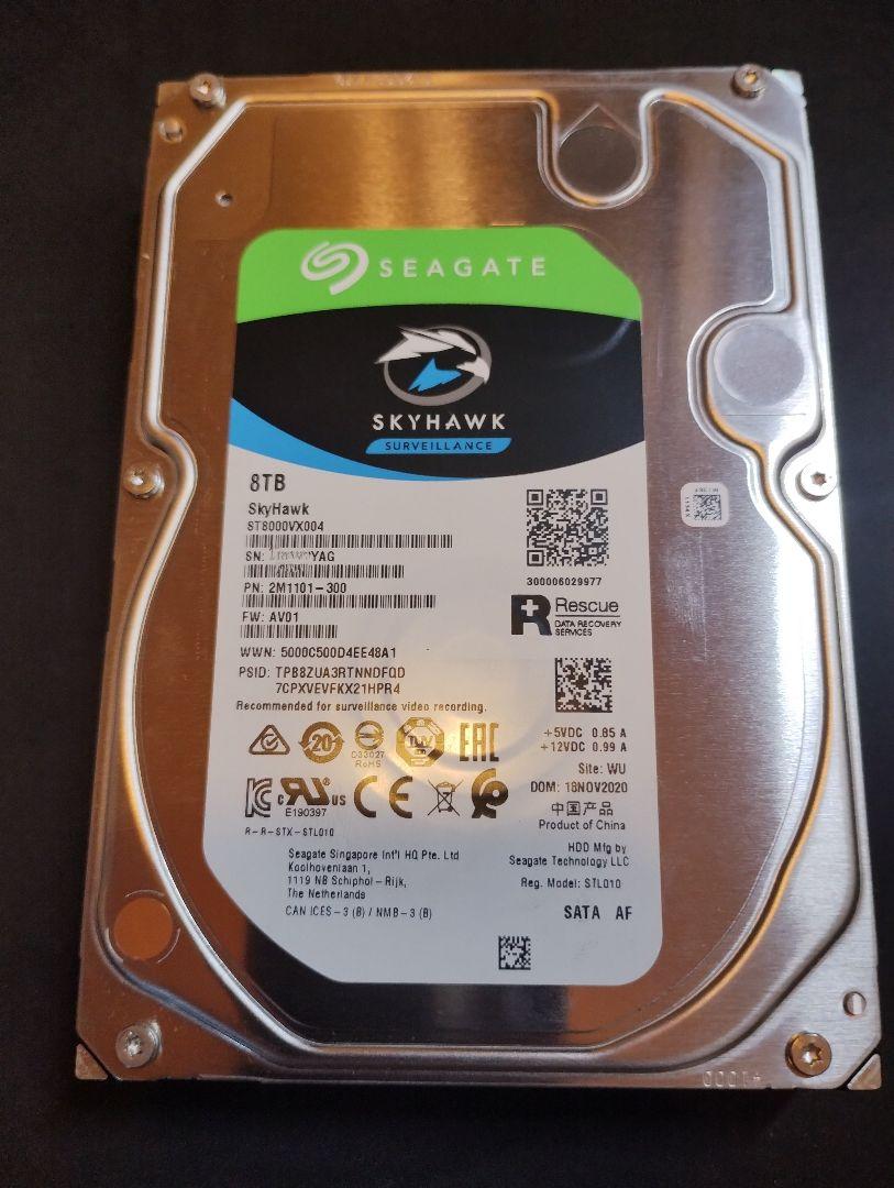 Seagate Skyhawk 8TB 内蔵型HDD