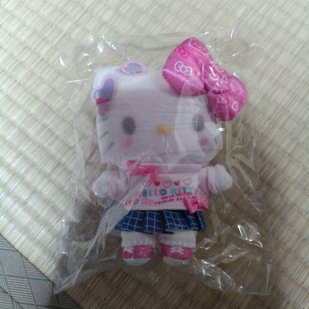 新品 サンリオ学園きらめき部 ハローキティぬいぐるみ