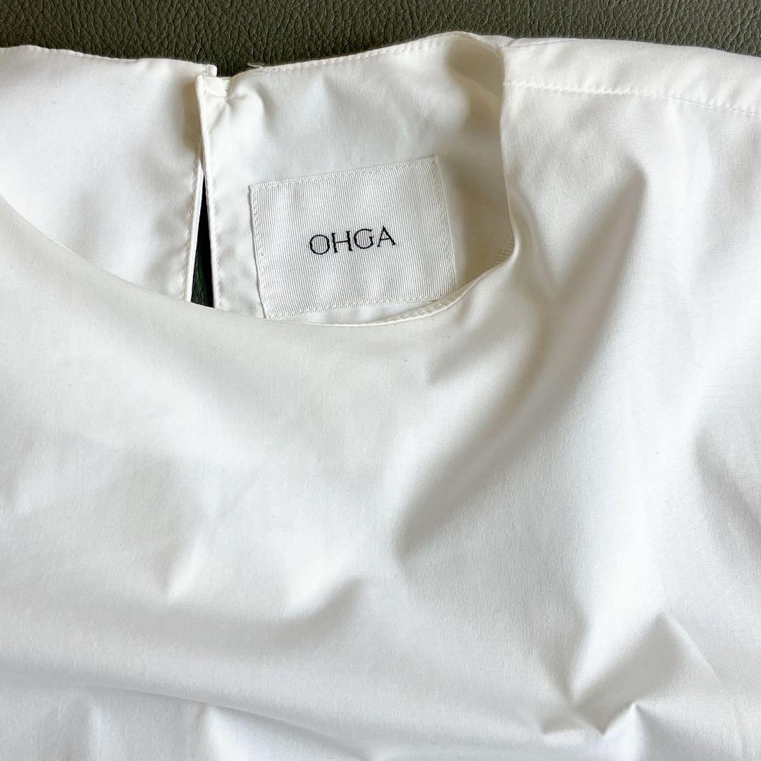 美品 オーガ OHGA 裾フリル半袖ブラウス FRILL BLOUSE 近年