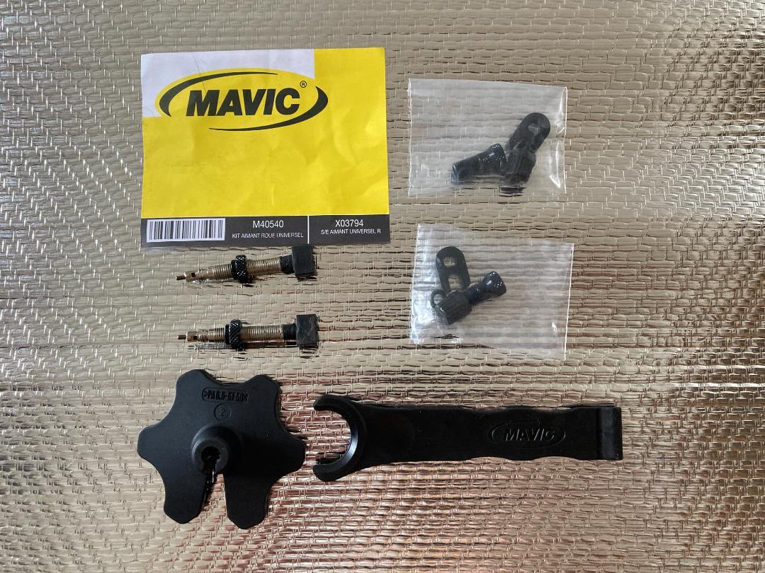 マヴィック MAVIC クロスマックス SLR 前後ホイールセット(バッグ付き) MAVIC 「マヴィック」 CROSSMAX 26 シマノ10速 ホイールセット