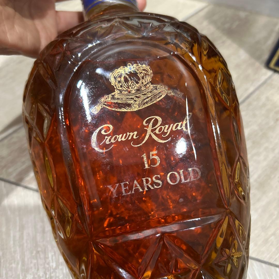 クラウンローヤル15 Years Old ウイスキー　750ml
