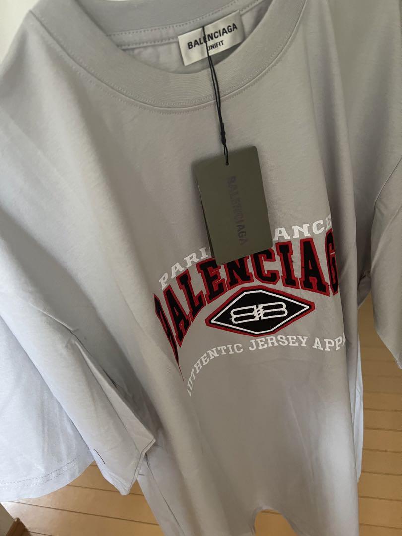 新品/バレンシアガTシャツ コムドットやまと TWICEモモ着用L 【楽ギフ_