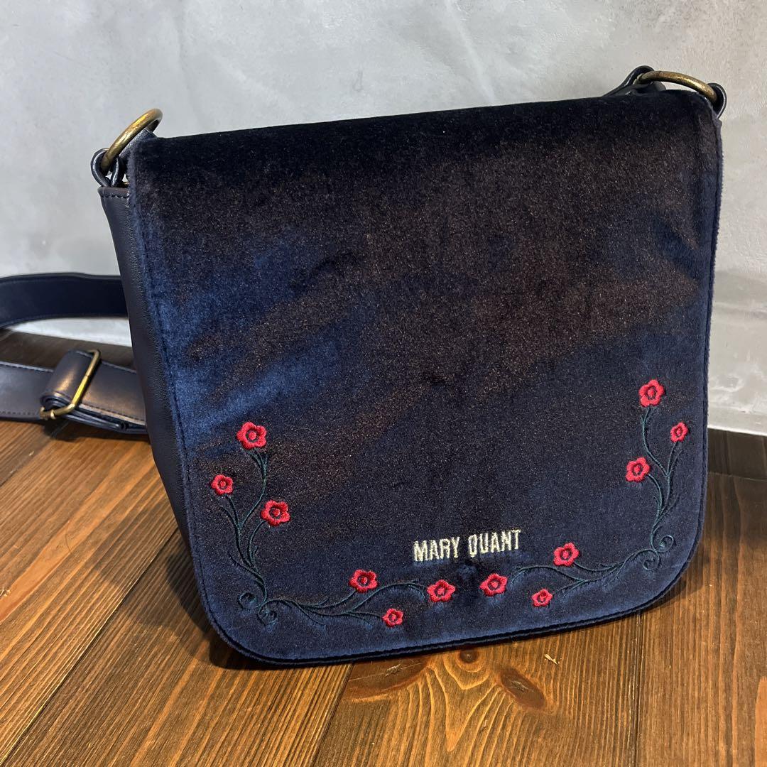 MARY QUANT マリークアント　ショルダーバッグ　ネイビー　フェイクレザー