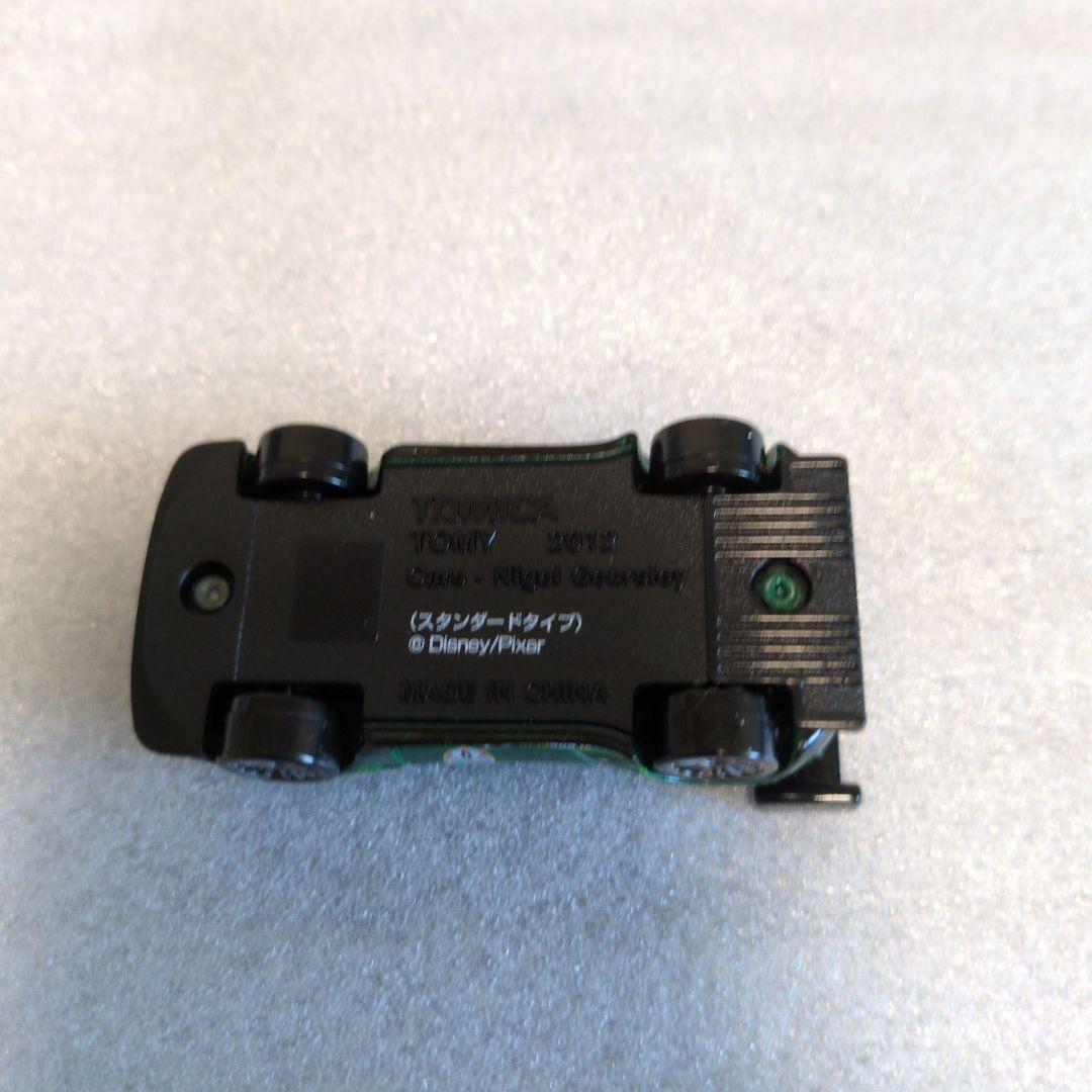 【未使用に近い】トミカ　カーズトミカ　ナイジェルギアスリー　スタンダードタイプ 美品】カーズトミカ ナイジェルギアスリー スタンダードタイプ