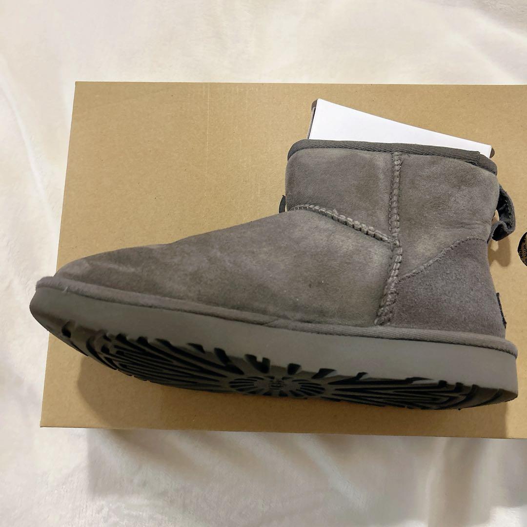 ミッドタウン購入　正規品　UGG アグ　クラッシックミニ　グレー ショートブーツ