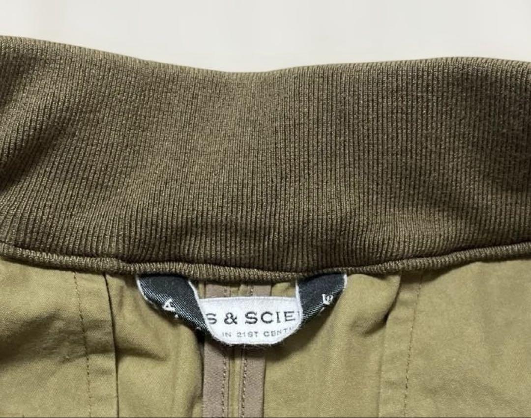 ARTS&SCIENCE カーキ　綿パンツ