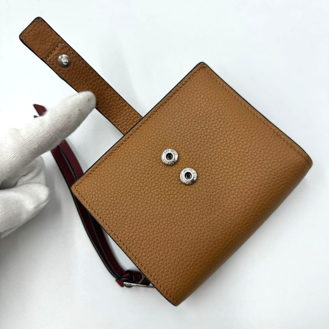 極美品 LOEWE ロエベ コンパクト ジップ ウォレット 財布 ブラウン 極美品 LOEWE ロエベ コンパクト ジップ ウォレット 財布 ブラウン 極
