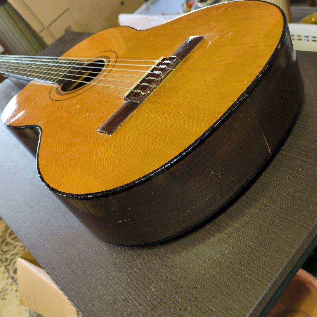 Artistic アコースティックギター