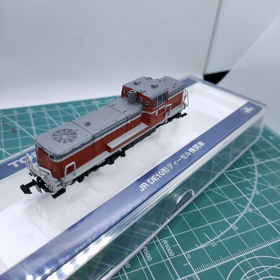 ブランド通販 トミックス 2208 JR DE10形ディーゼル機関車 - メルカリ 鉄道模型