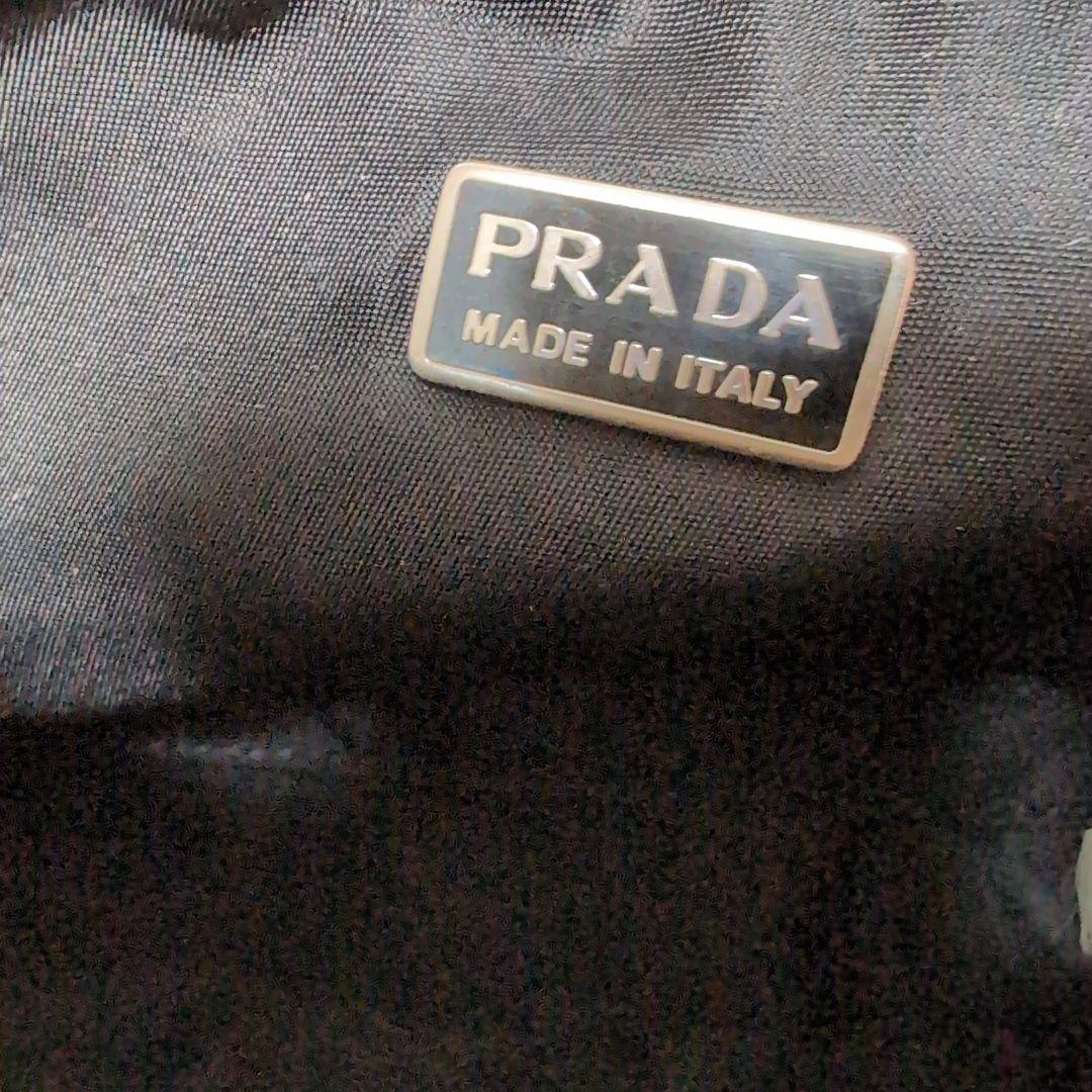 PRADA ブラックナイロンショルダーバッグ