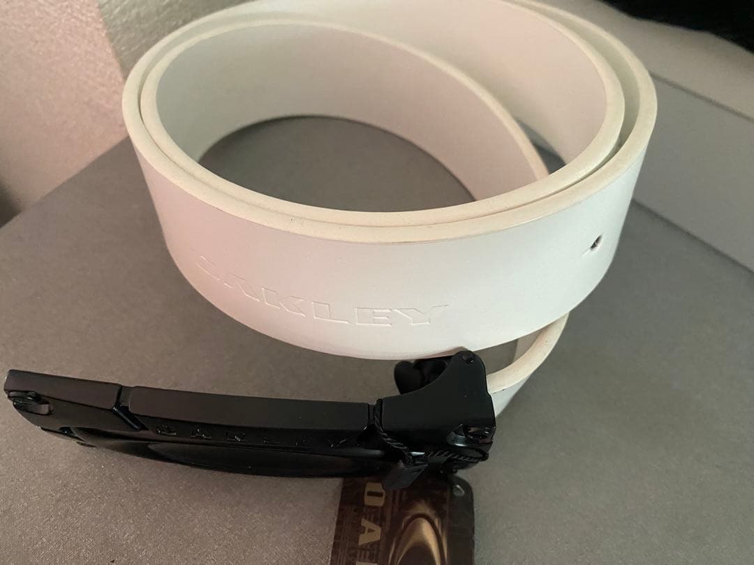 OAKLEY ホワイト ベルト