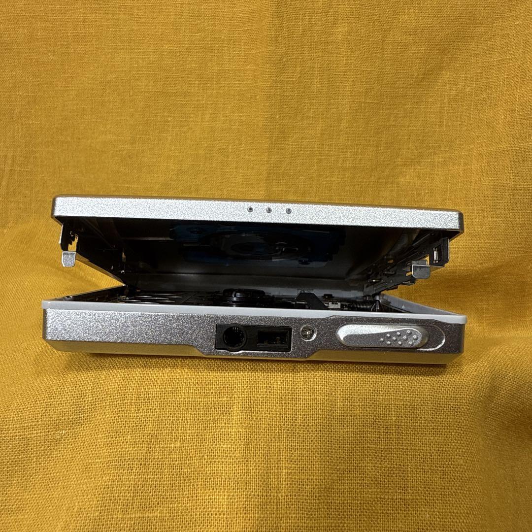 美品【完動品】 KENWOOD MDプレーヤー DMC-T55 シルバー動作良好
