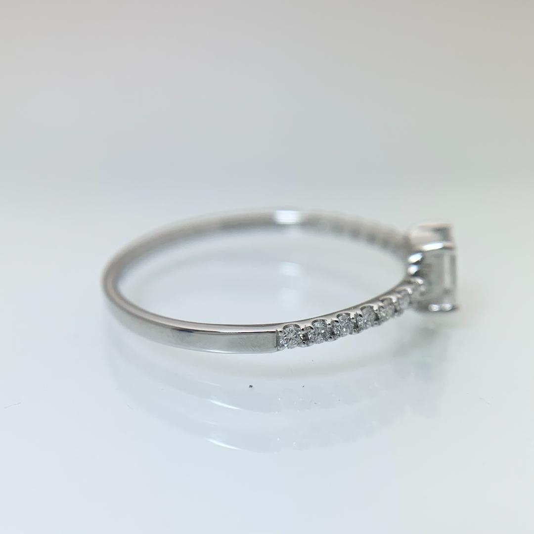 新品 ダイヤモンド リング 0.181ct/0.10ct Pt