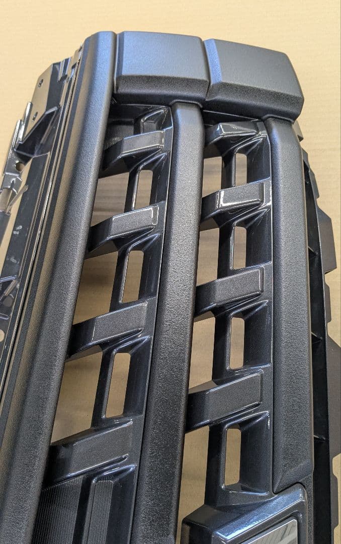 フロントグリル