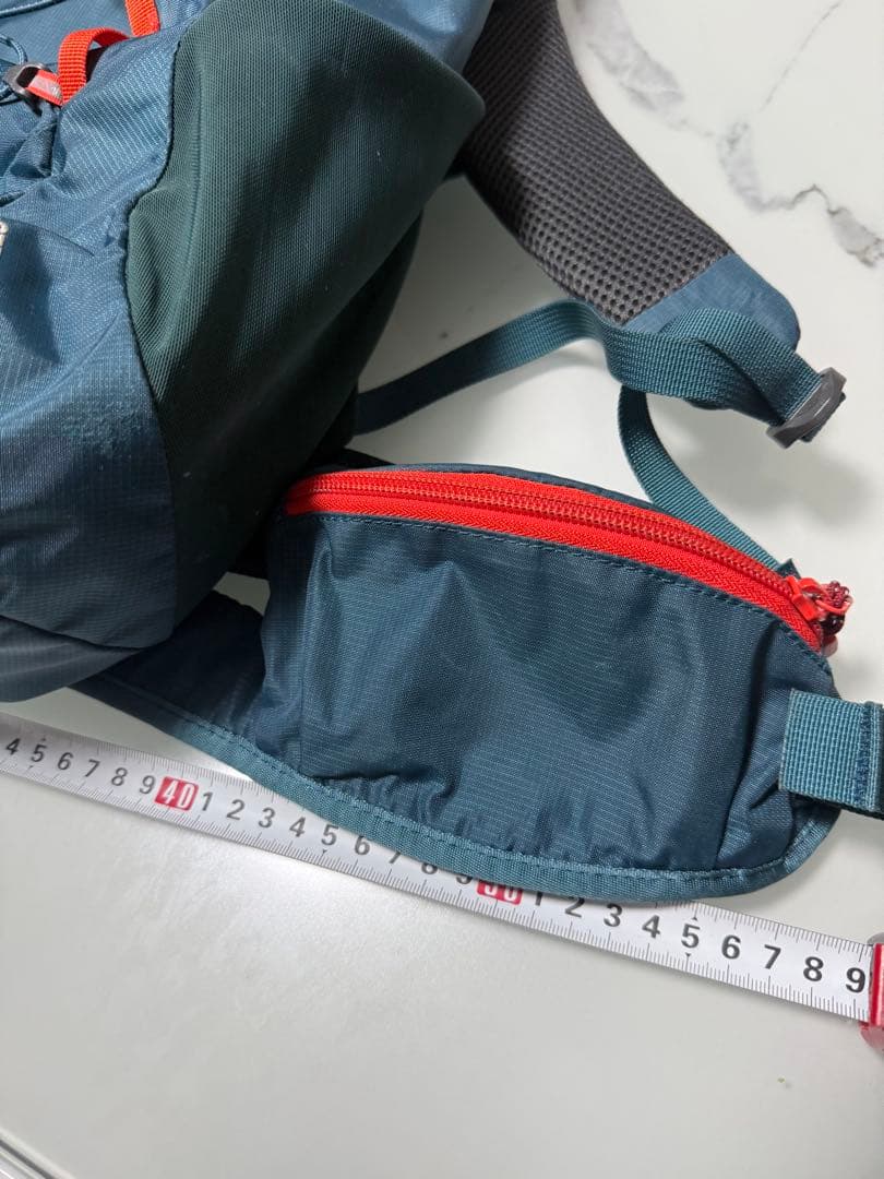 ダークブルー リュック30Ｌ