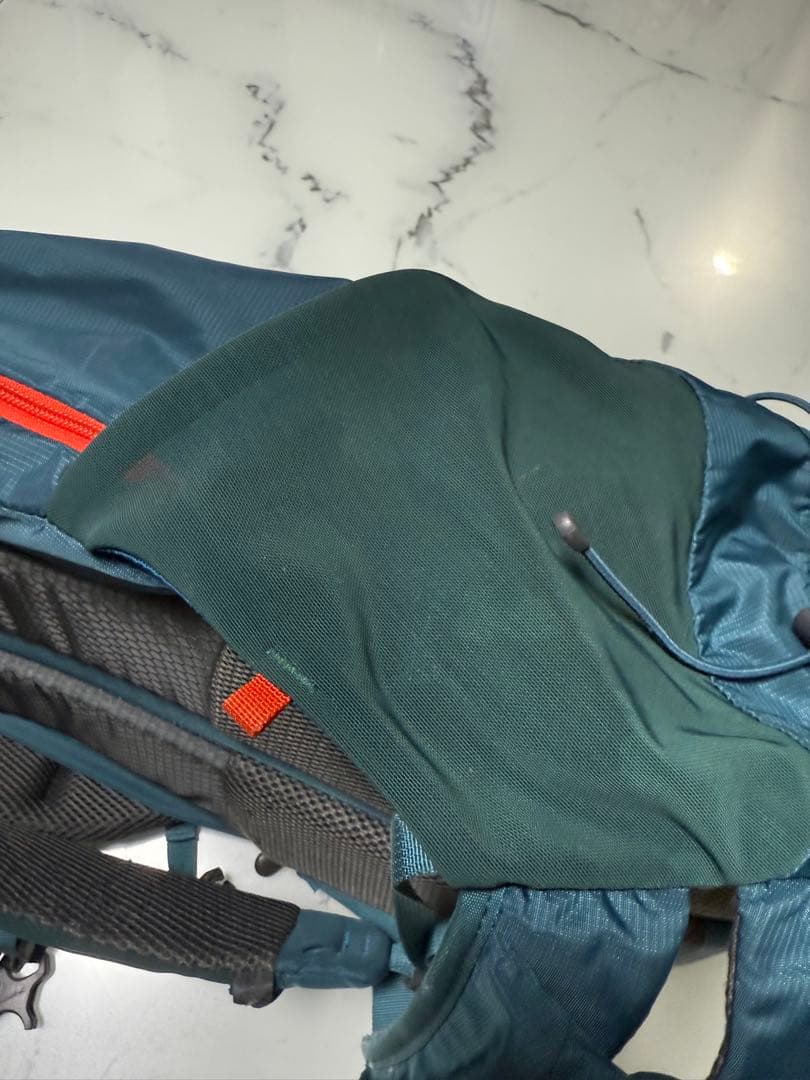 ダークブルー リュック30Ｌ