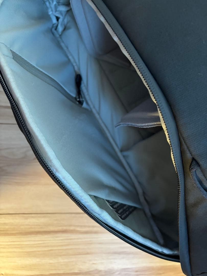 ピークデザイン エブリデイバックパック ジップ 20ℓ ピークデザイン エブリデイバックパック ジップ 20ℓ