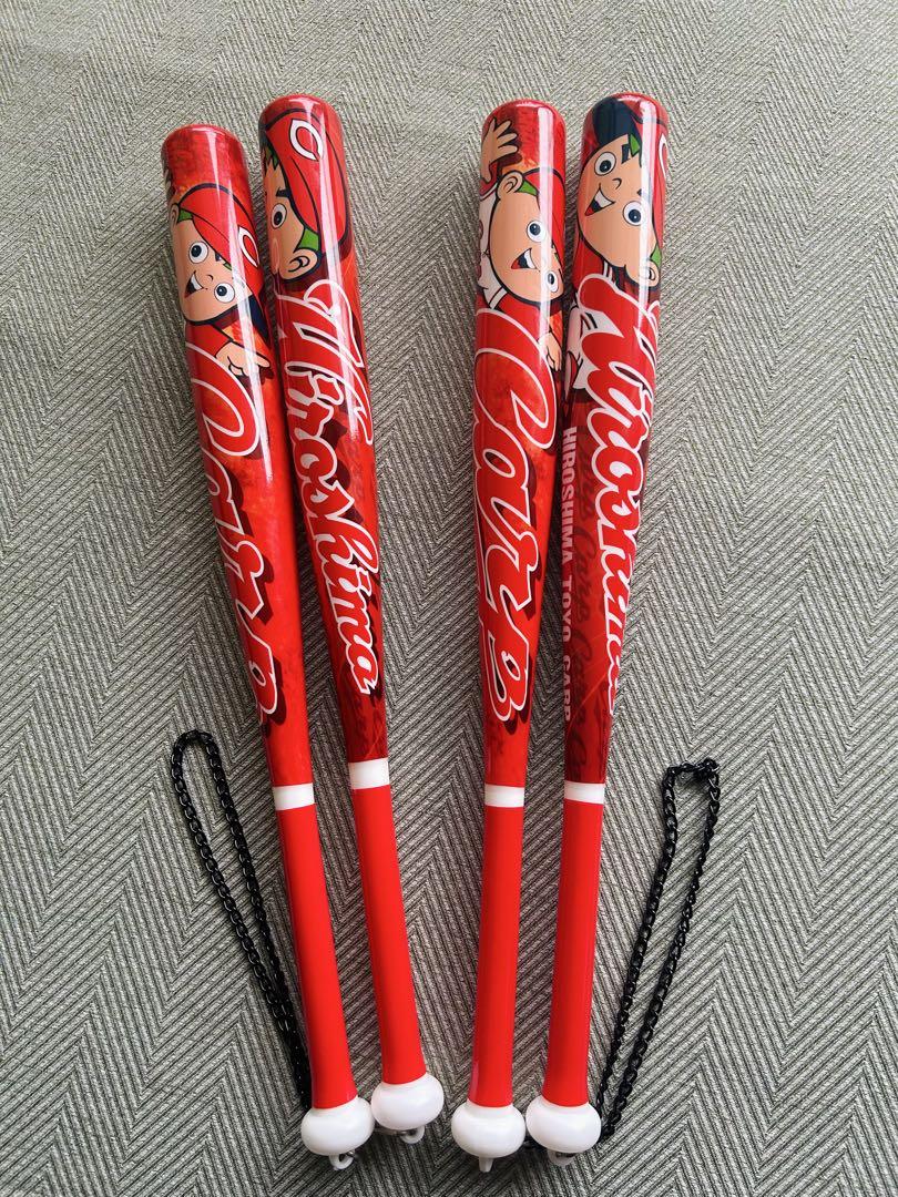 広島カープ応援グッズ一式　応援バット２本組　チケットケース　ビニールポンチョ