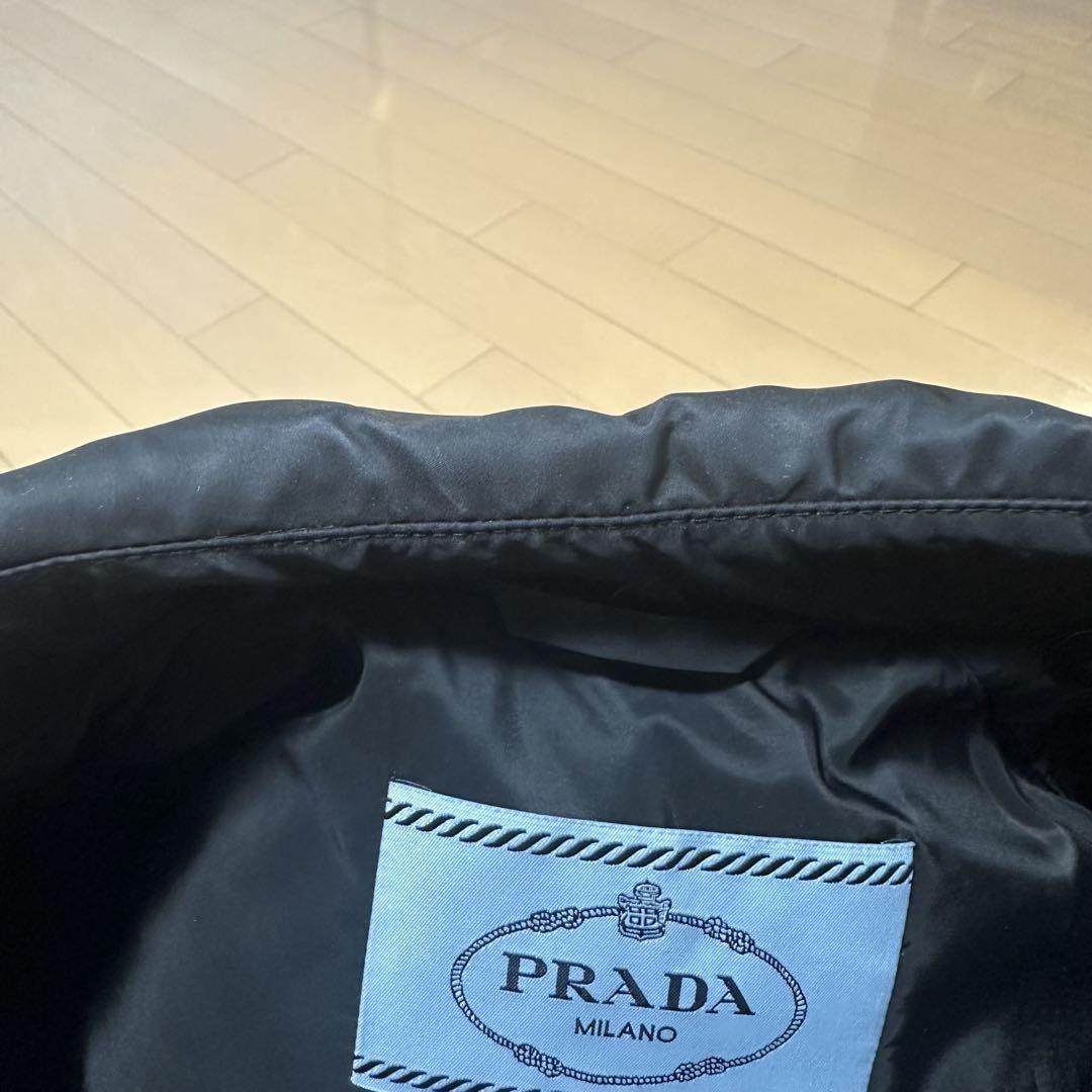PRADA ブラック ダウンジャケット