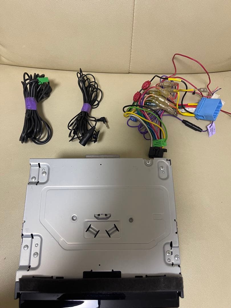 AVIC-RZ800-D目立った傷や汚れなし