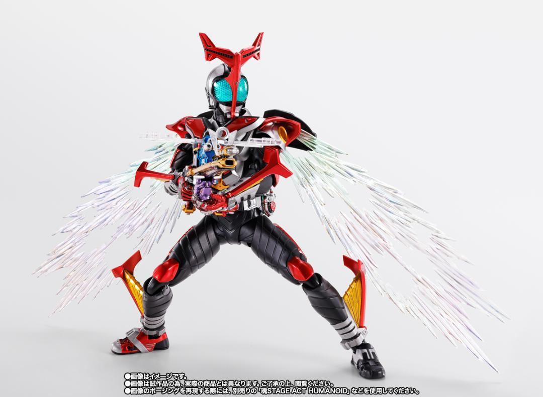 Amazon.co.jp: S.H Figuarts(真骨彫製法)仮 面ライダーカブト