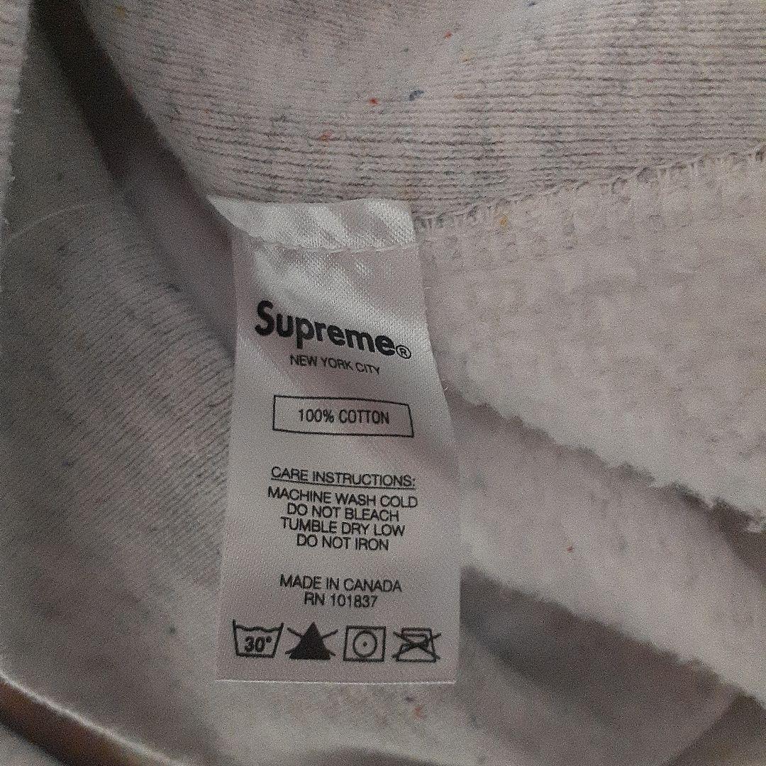 ÅÅÅ supreme シュプリーム パーカー ロゴ入り 裏起毛 カナダ製