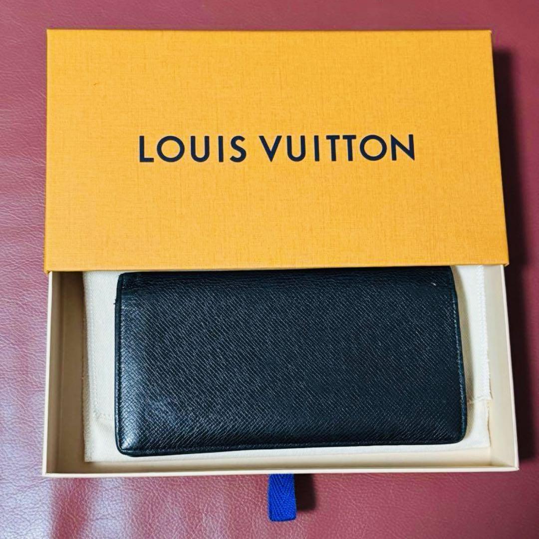 VUITTON タイガ　ヴィトン　長財布　財布　折りたたみ