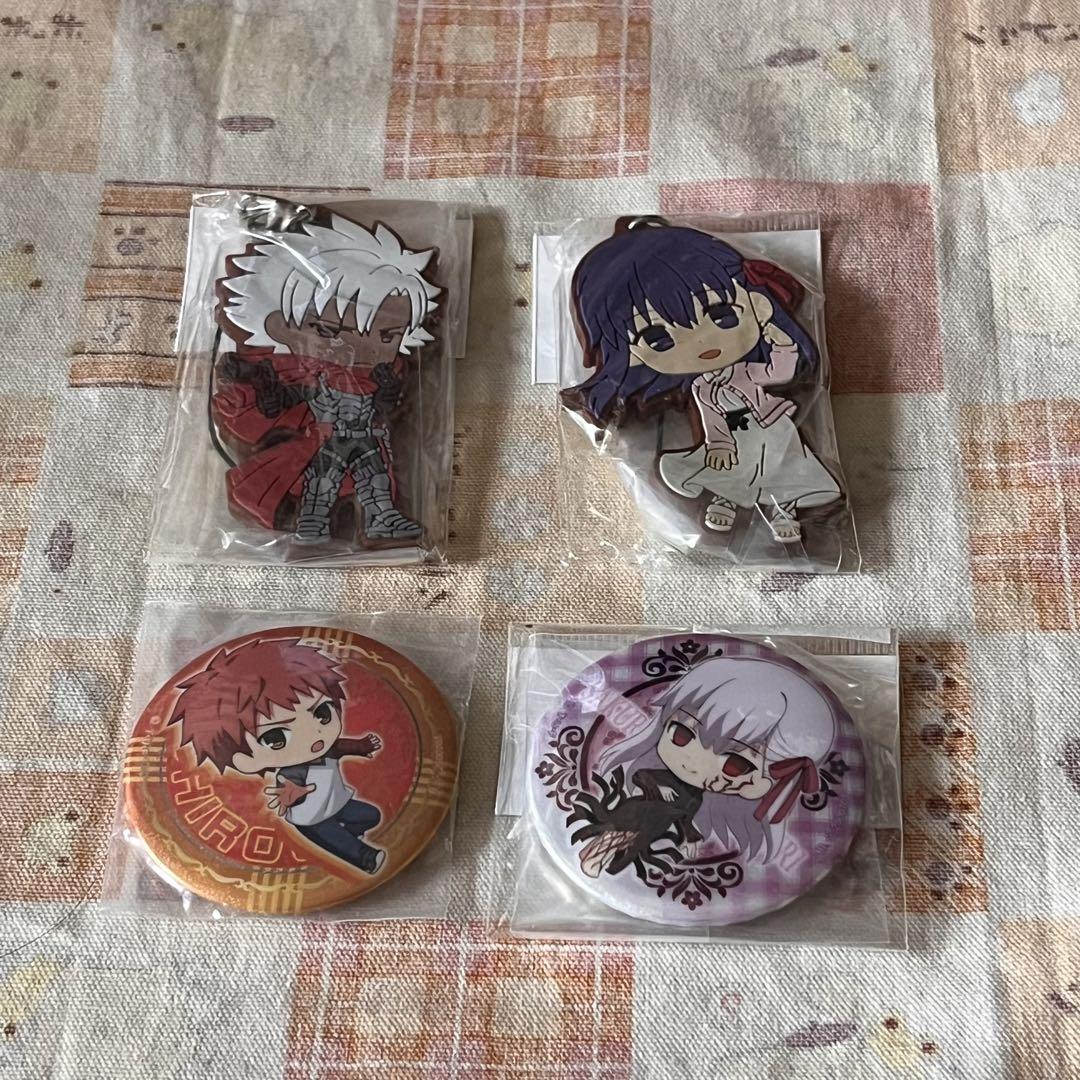 激レア Fate セイバー　バレンタイン　缶バッジ 缶ストラップ 激レア Fate セイバー バレンタイン 缶バッジ 缶ストラップ