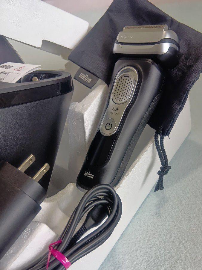 BRAUN シリーズ9 9360cc-V 洗浄器付き 新品未使用❣️