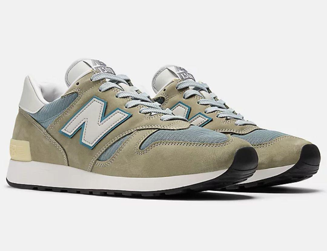 靴 New Balance 1300jp