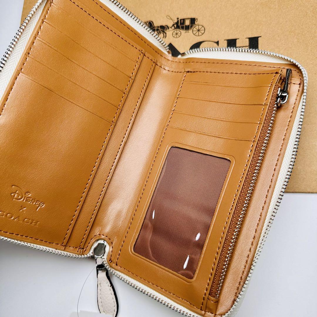人気COACHレディース長財布　コーチ　ホワイト色